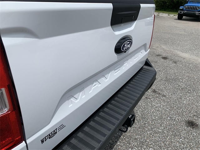 2025 Oxford White Ford Maverick XLT FWD Truck