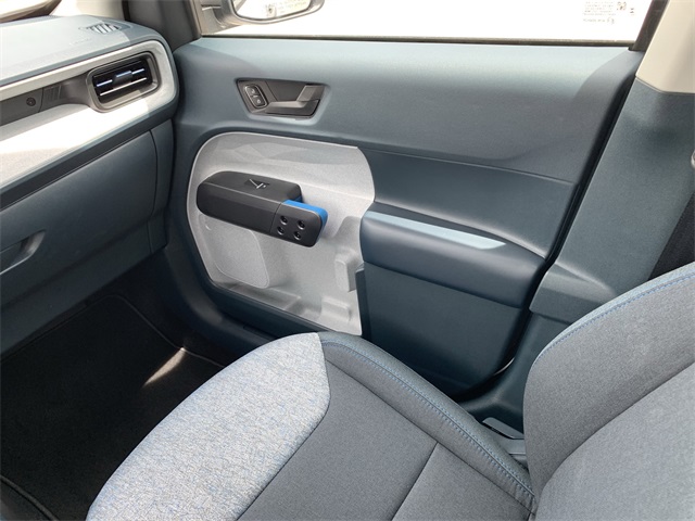 2025 Oxford White Ford Maverick XLT FWD Truck