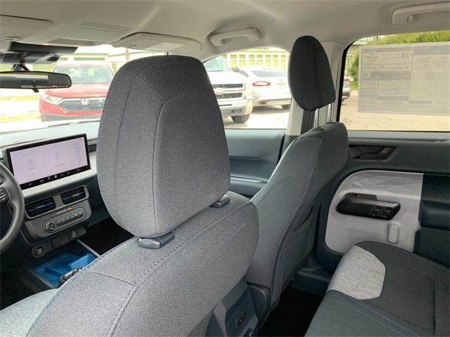 2025 Oxford White Ford Maverick XLT FWD Truck