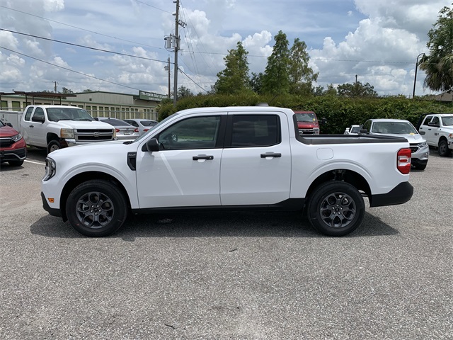 2025 Oxford White Ford Maverick XLT FWD Truck