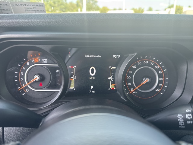 2025 Jeep Wrangler Sport S photo 13