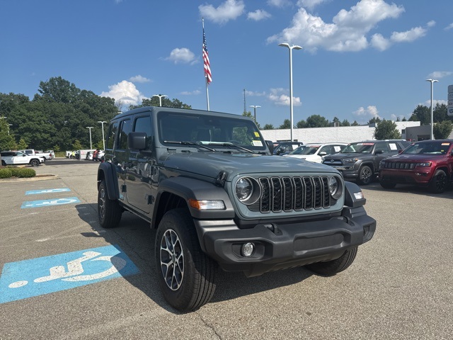 2025 Jeep Wrangler Sport S photo 5