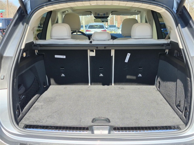 new 2026 Mercedes-Benz GLE car, priced at $76,680