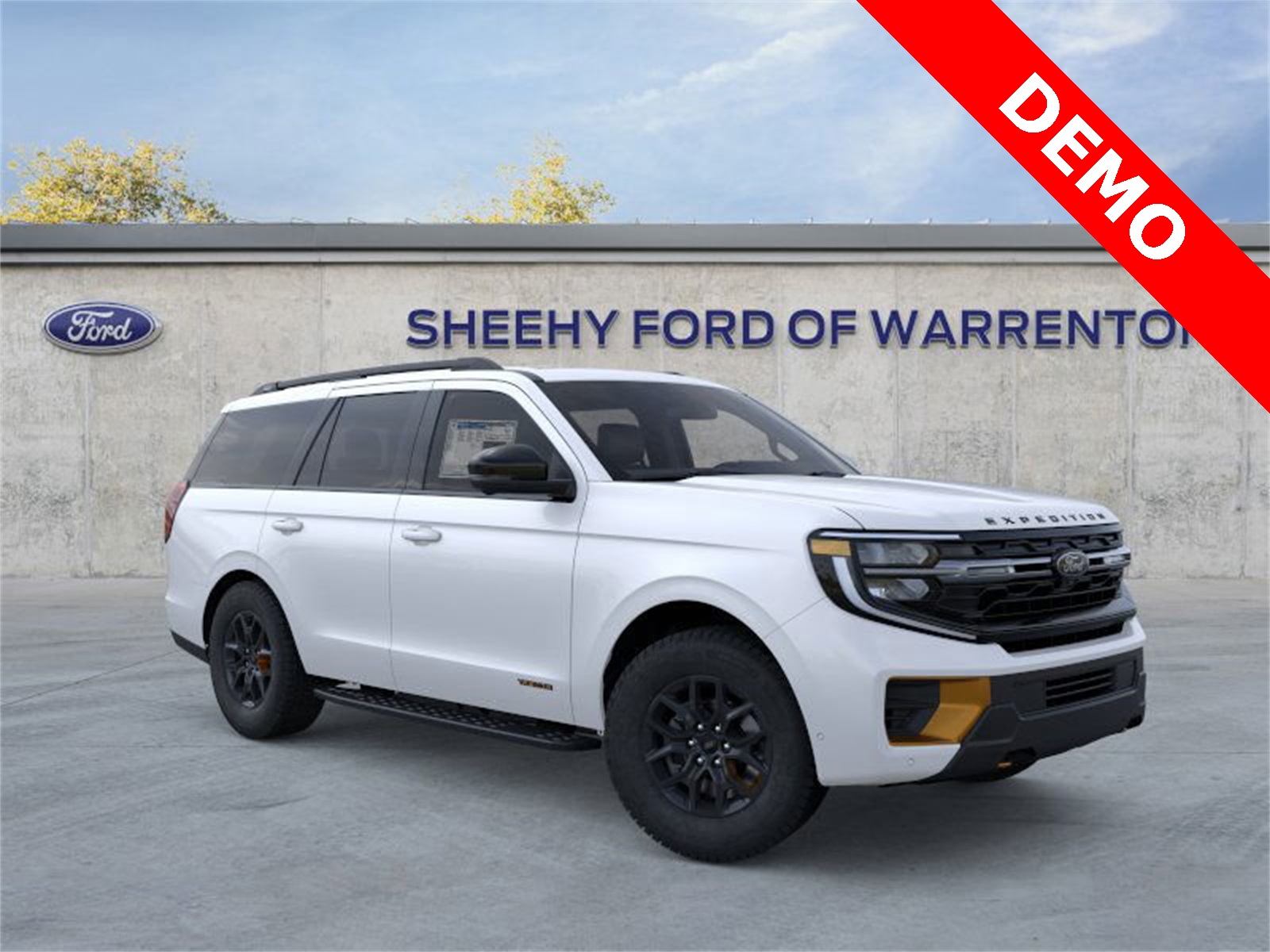 2025 Ford Expedition Tremor's photo