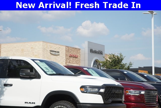 2024 Nissan Armada SV photo 7