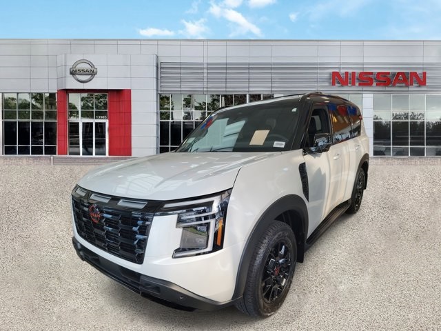 2025 White / Black Nissan Armada PRO-4X 4X4 SUV
