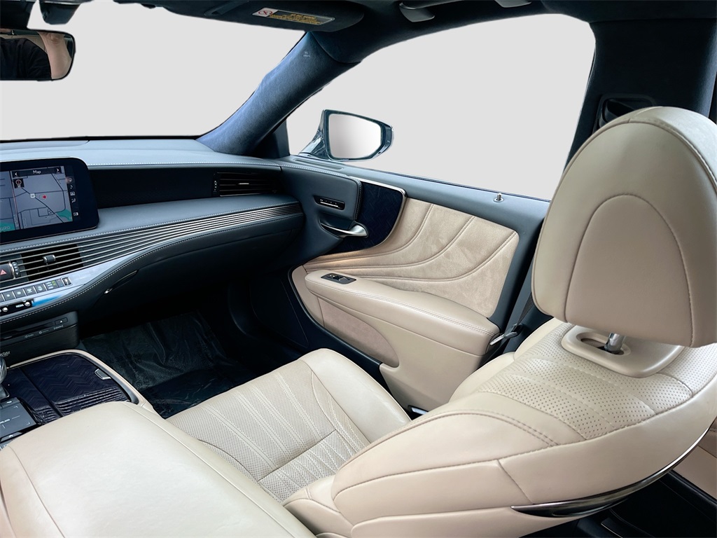 2021 Lexus LS 500 photo 23