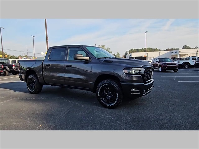 2026 Ram 1500 Warlock Crew Cab 4x4 5'7" Box