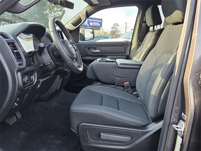 2026 Ram 1500 Warlock Crew Cab 4x4 5'7" Box