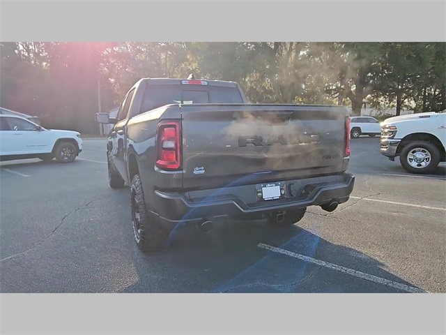 2026 Ram 1500 Warlock Crew Cab 4x4 5'7" Box