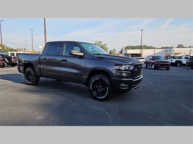 2026 Ram 1500 Warlock Crew Cab 4x4 5'7" Box