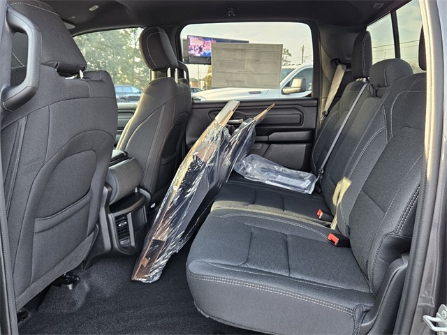 2026 Ram 1500 Warlock Crew Cab 4x4 5'7" Box