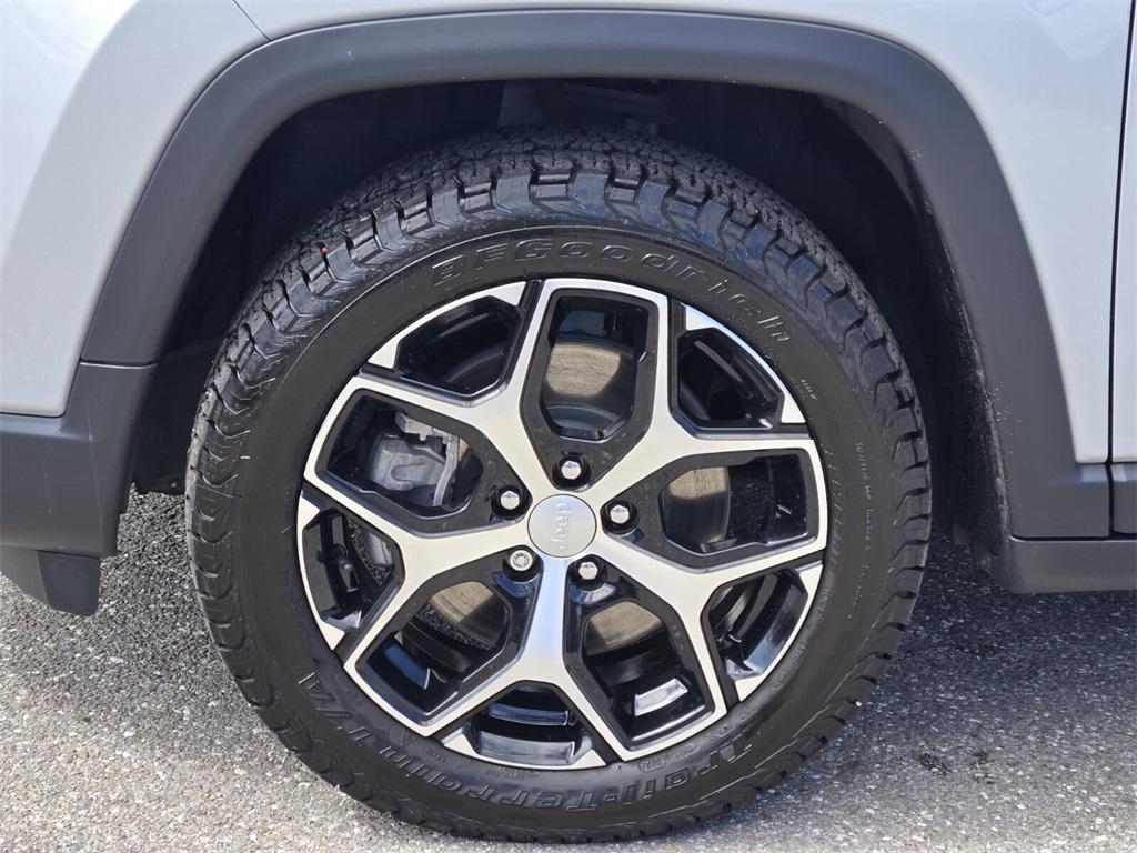 used 2024 Jeep Compass car, priced at $22,988