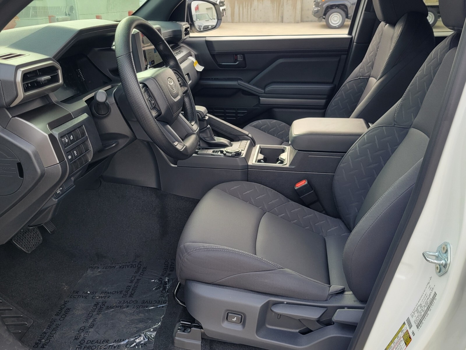 2025 Toyota Tacoma SR5 Double Cab photo 3