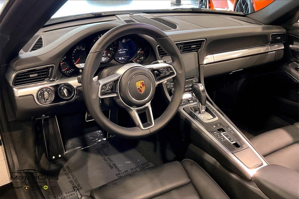 2019 Porsche 911 Carrera Truck