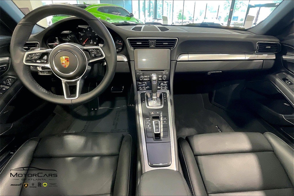 2019 Porsche 911 Carrera Truck