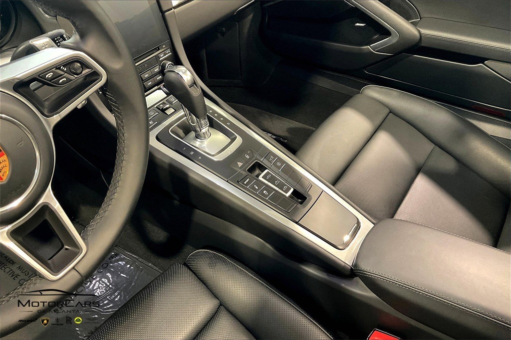 2019 Porsche 911 Carrera Truck