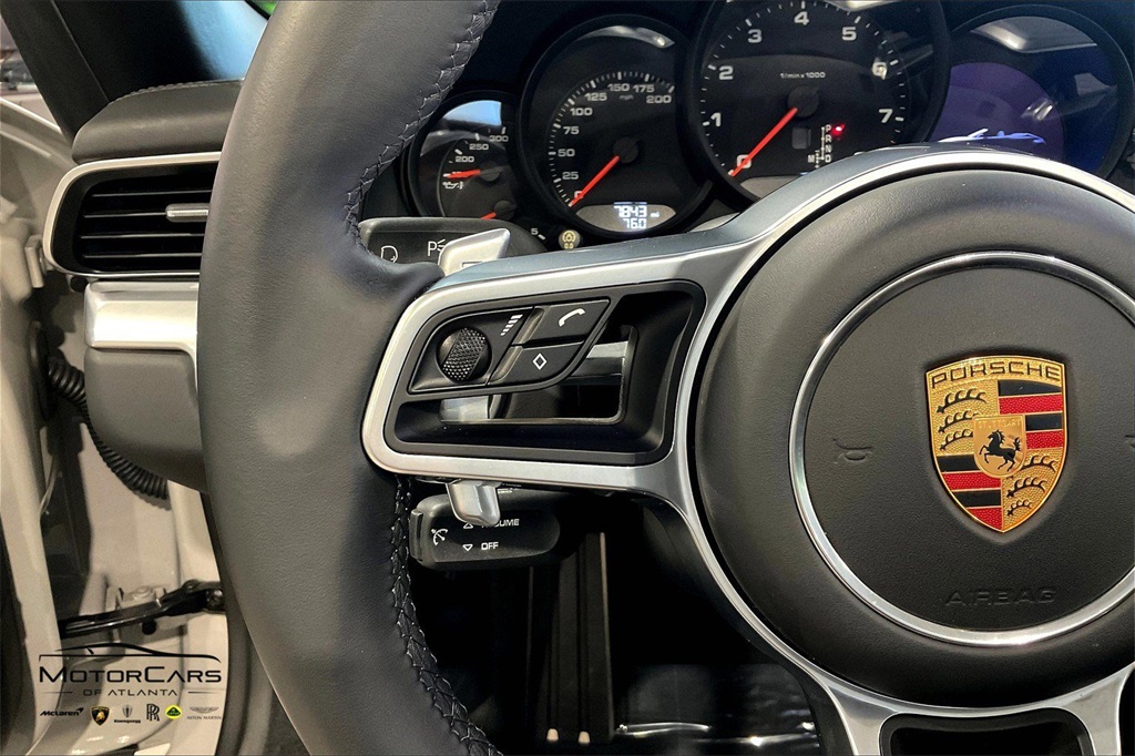 2019 Porsche 911 Carrera Truck