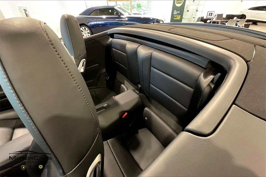 2019 Porsche 911 Carrera Truck