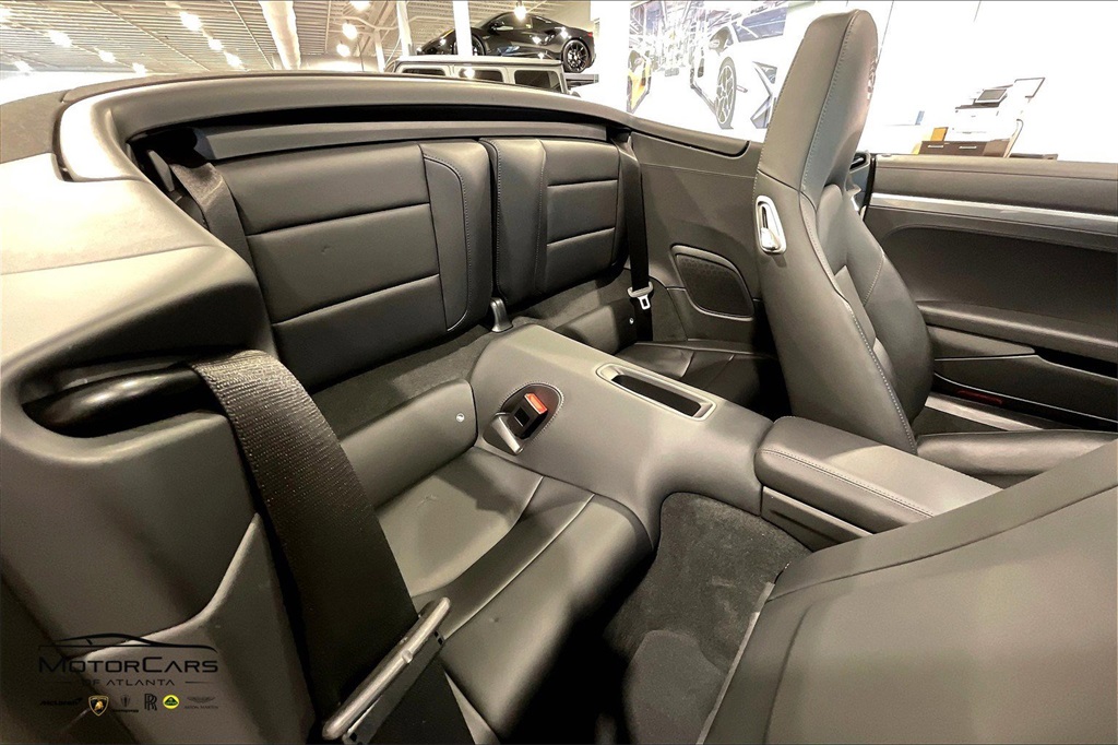 2019 Porsche 911 Carrera Truck