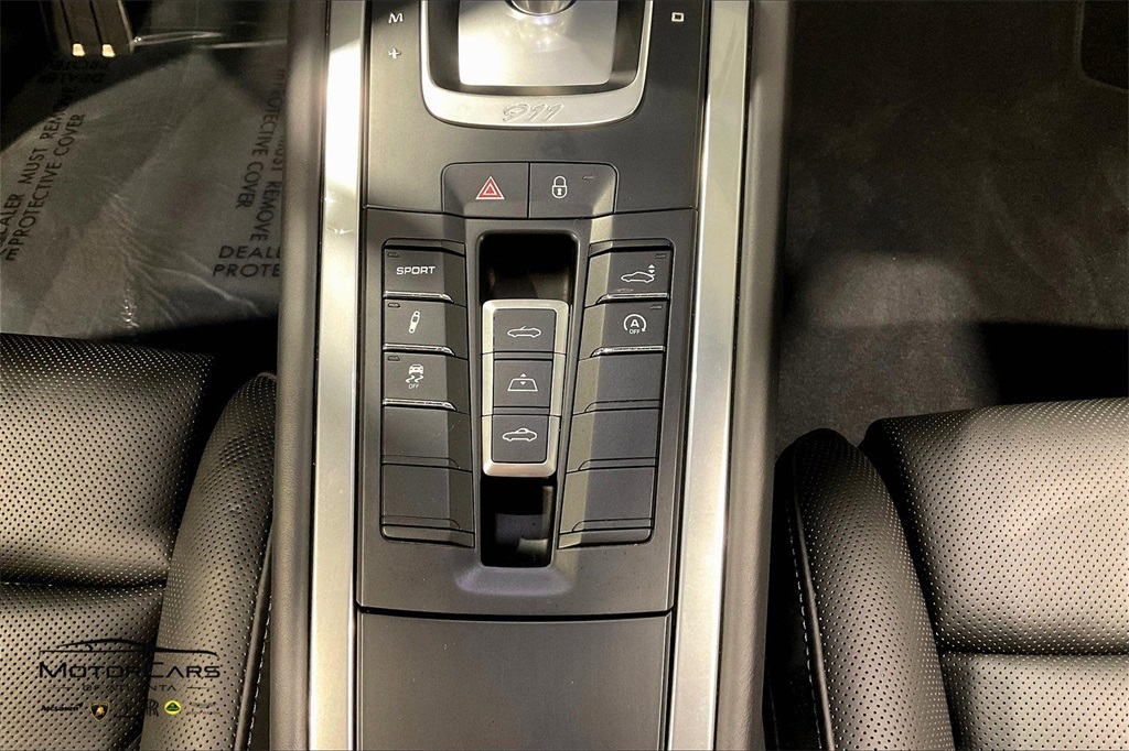 2019 Porsche 911 Carrera Truck