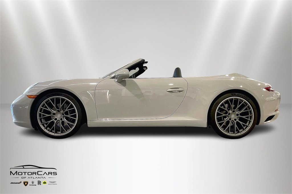 2019 Porsche 911 Carrera Truck