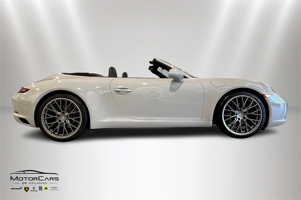 2019 Porsche 911 Carrera Truck