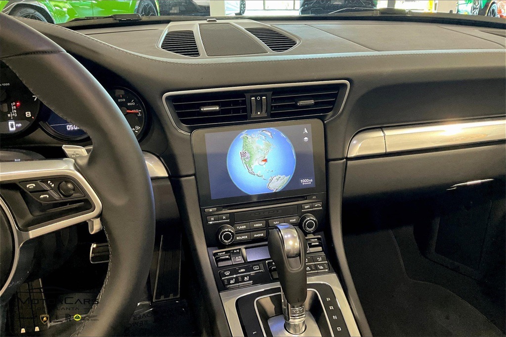 2019 Porsche 911 Carrera Truck