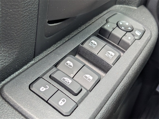 2025 Ram 2500 Tradesman Crew Cab 4x4 6'4" Box