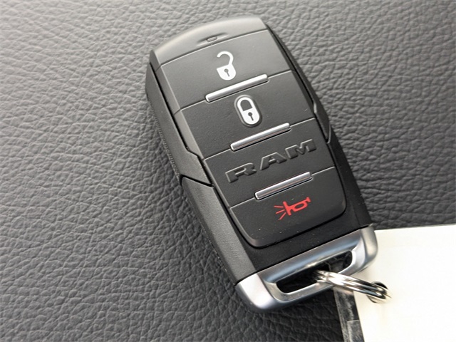 2025 Ram 2500 Tradesman Crew Cab 4x4 6'4" Box