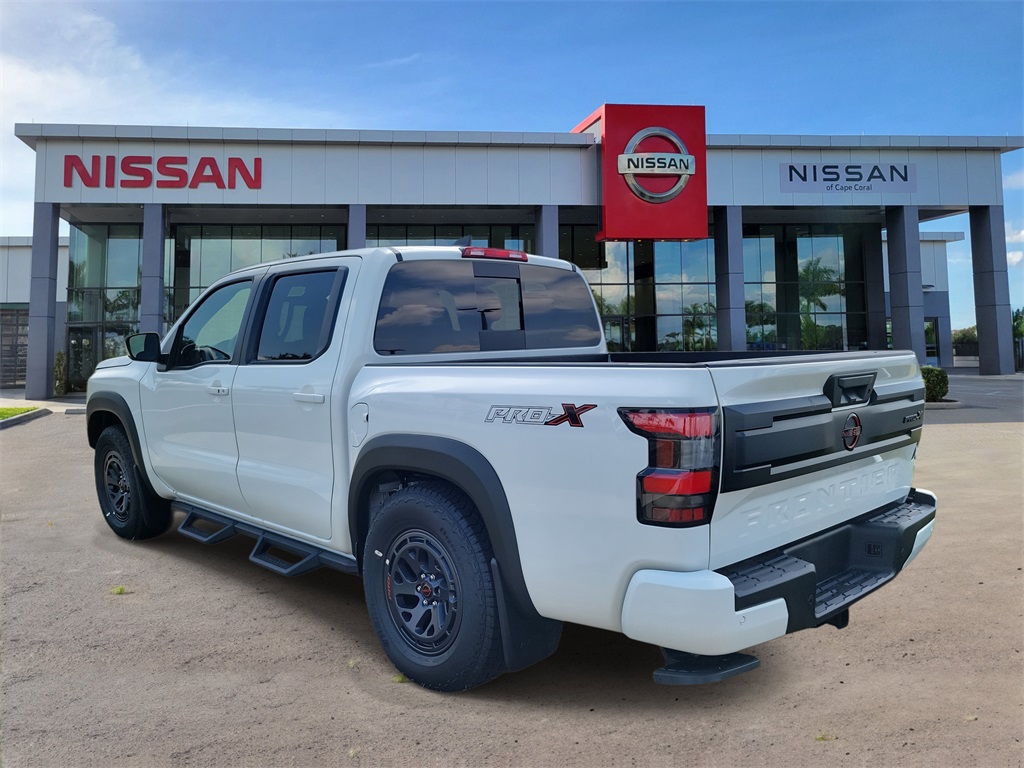 2025 Glacier White Nissan Frontier PRO-X RWD Truck