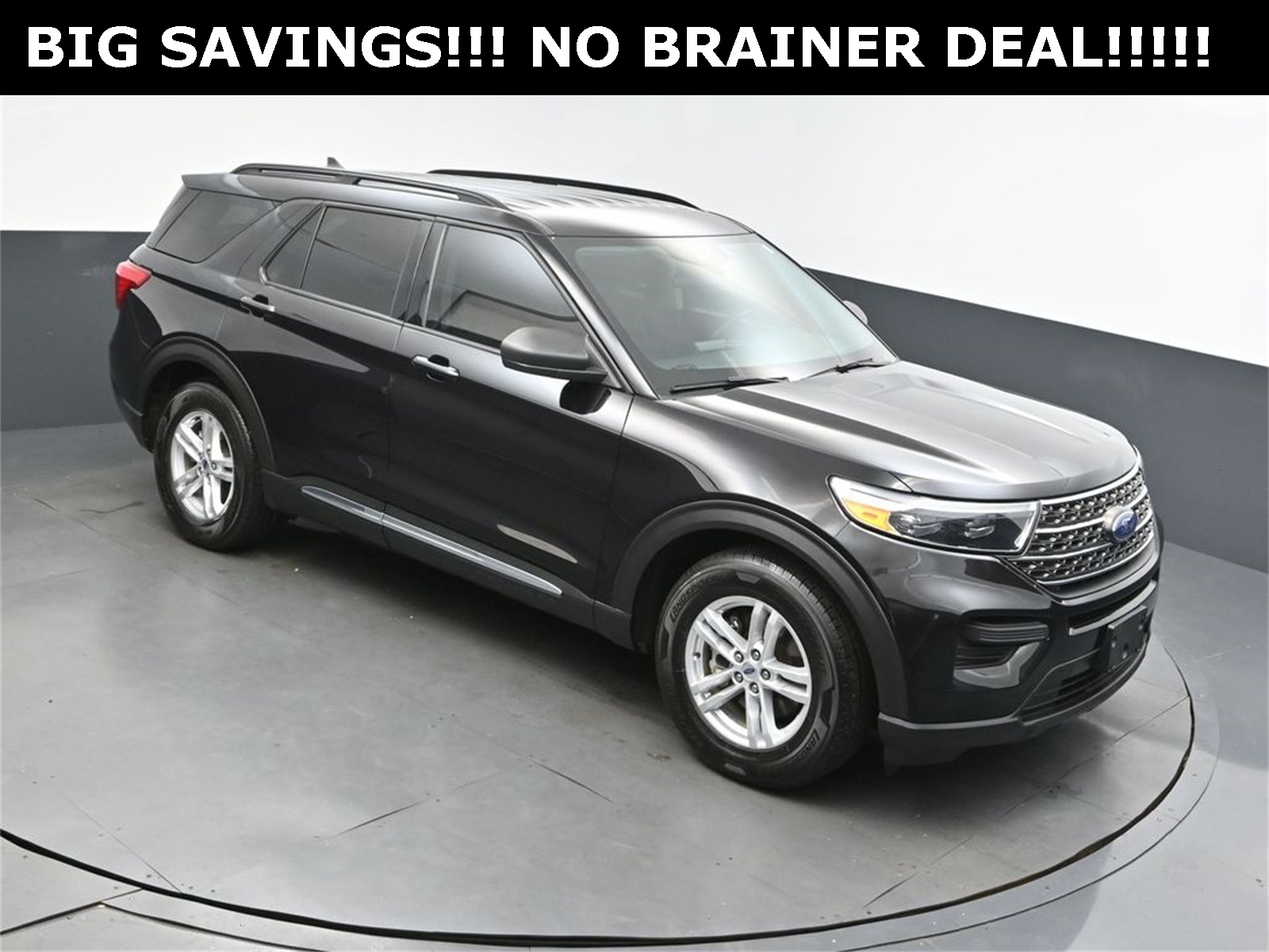 2022 Agate Black Metallic Ford Explorer XLT SUV