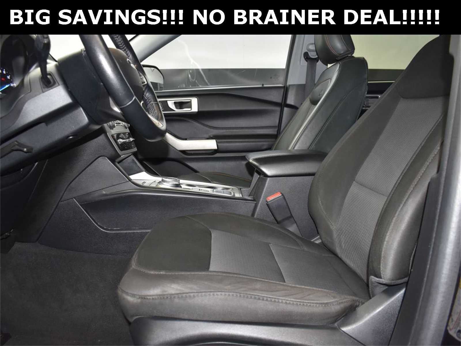 2022 Agate Black Metallic Ford Explorer XLT RWD SUV