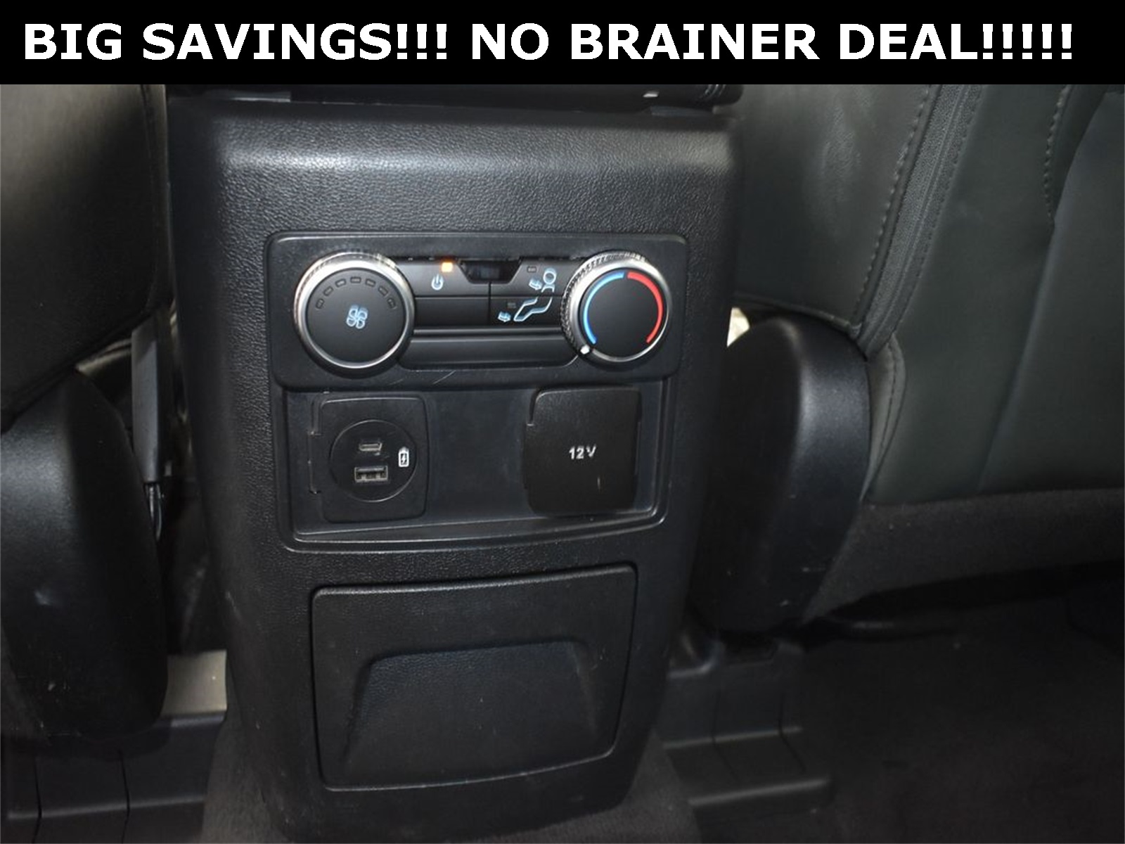 2022 Agate Black Metallic Ford Explorer XLT RWD SUV