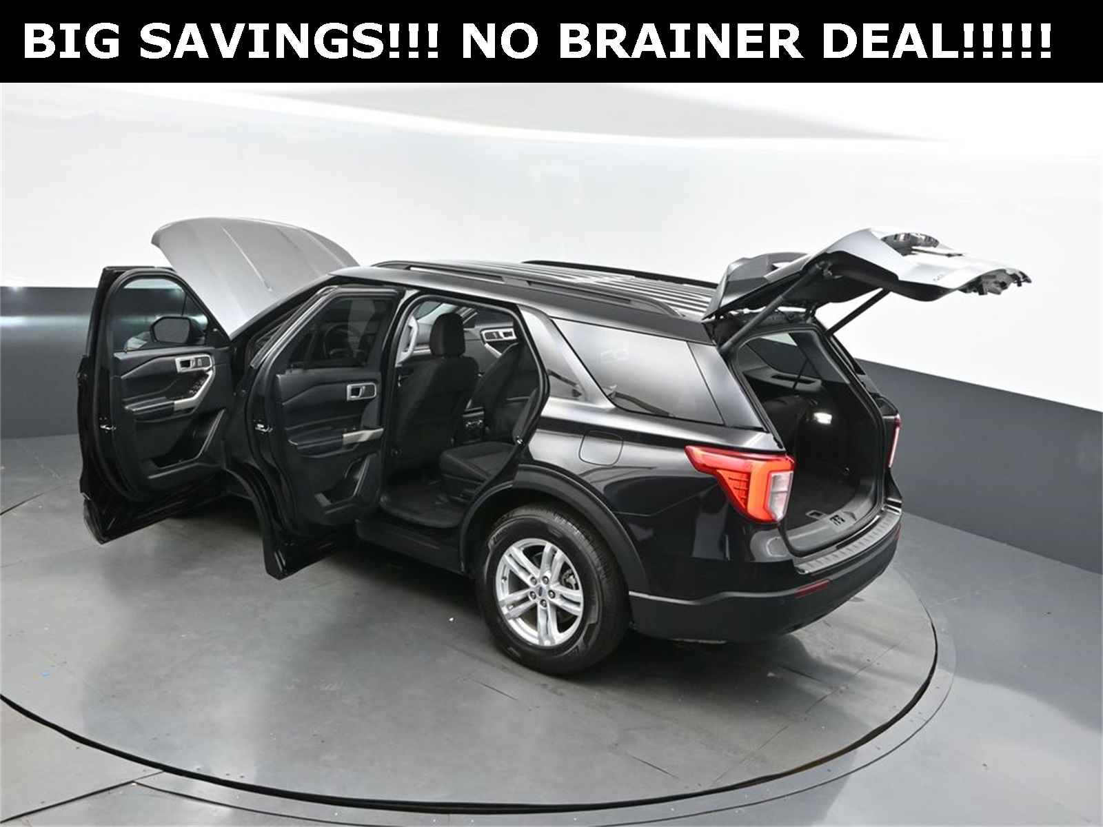 2022 Agate Black Metallic Ford Explorer XLT RWD SUV