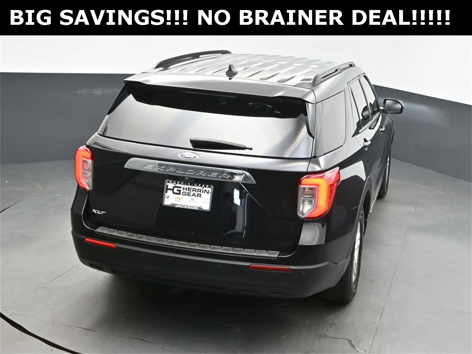 2022 Agate Black Metallic Ford Explorer XLT RWD SUV