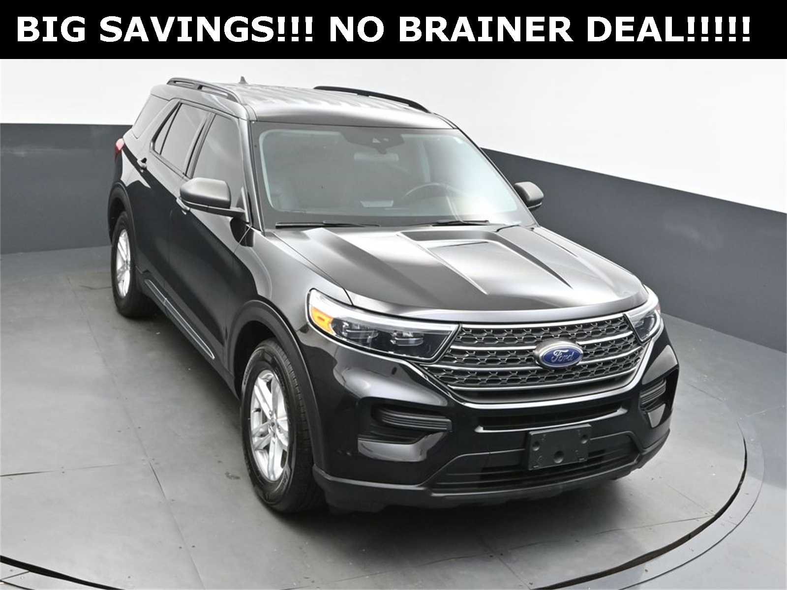 2022 Agate Black Metallic Ford Explorer XLT RWD SUV