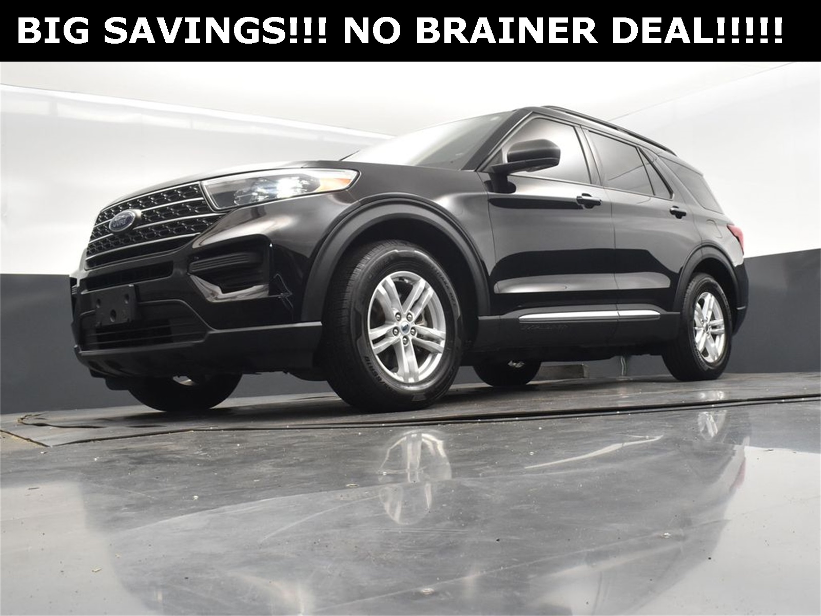 2022 Agate Black Metallic Ford Explorer XLT RWD SUV