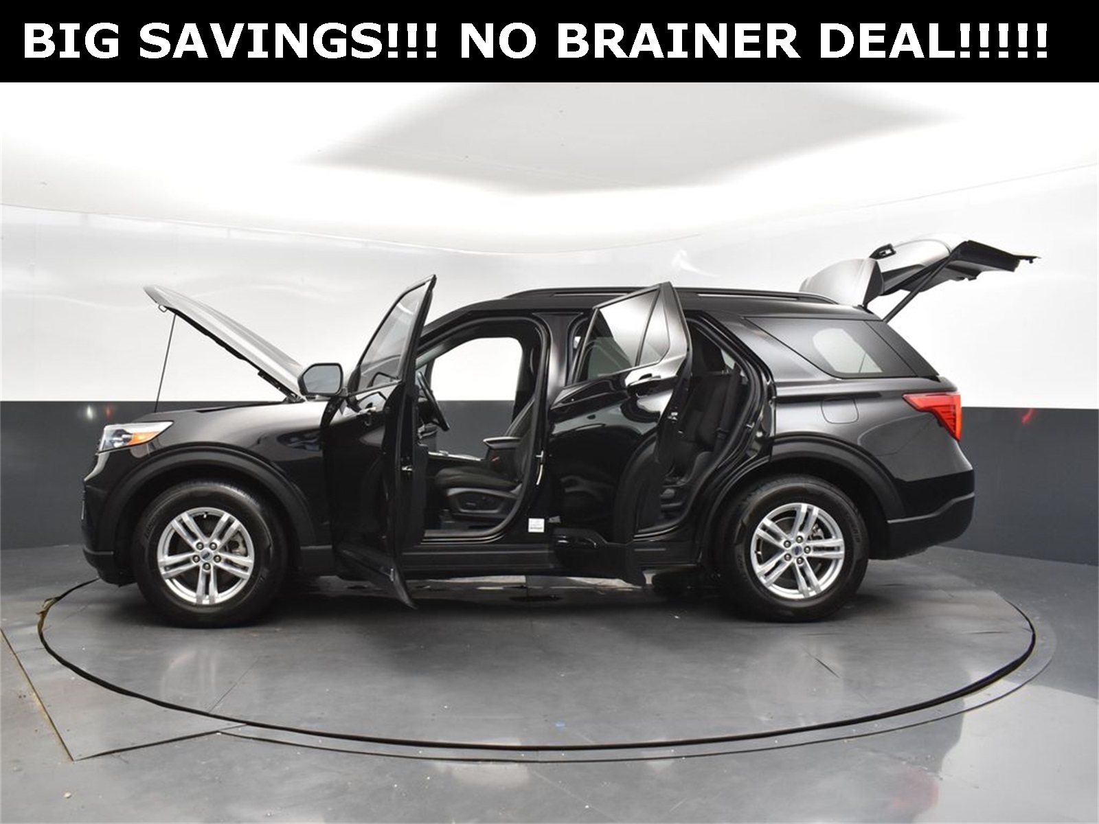 2022 Agate Black Metallic Ford Explorer XLT RWD SUV