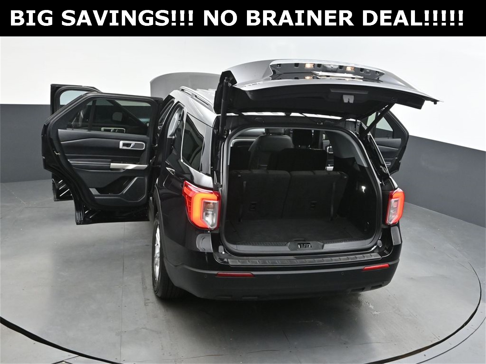 2022 Agate Black Metallic Ford Explorer XLT RWD SUV