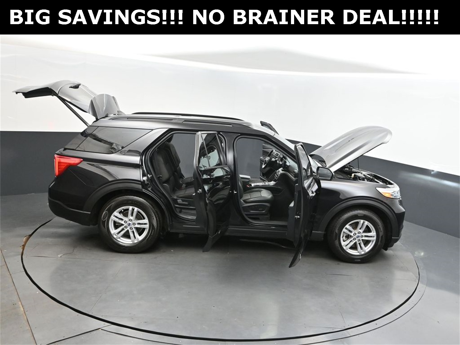 2022 Agate Black Metallic Ford Explorer XLT RWD SUV