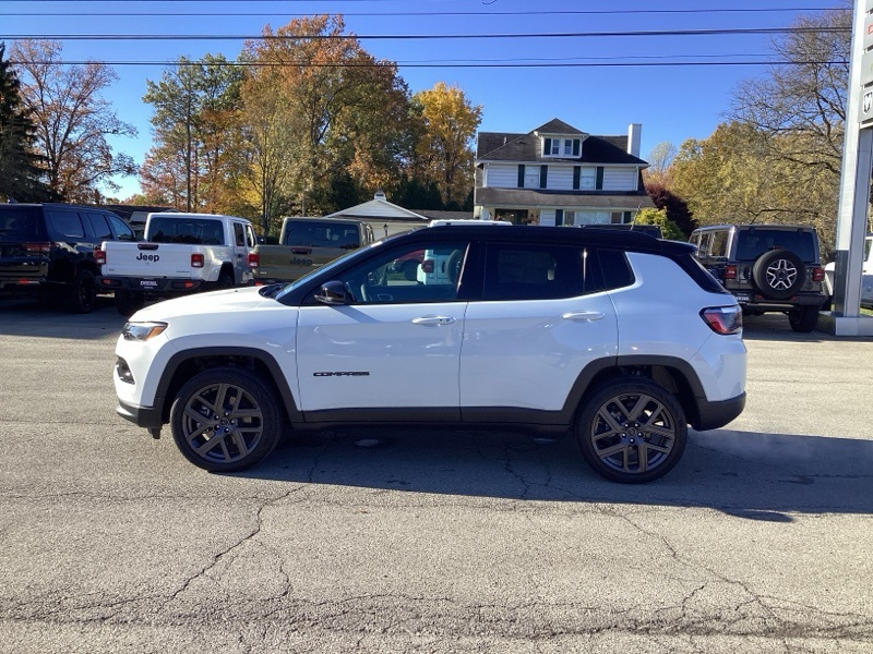 2025 Jeep Compass Limited photo 4