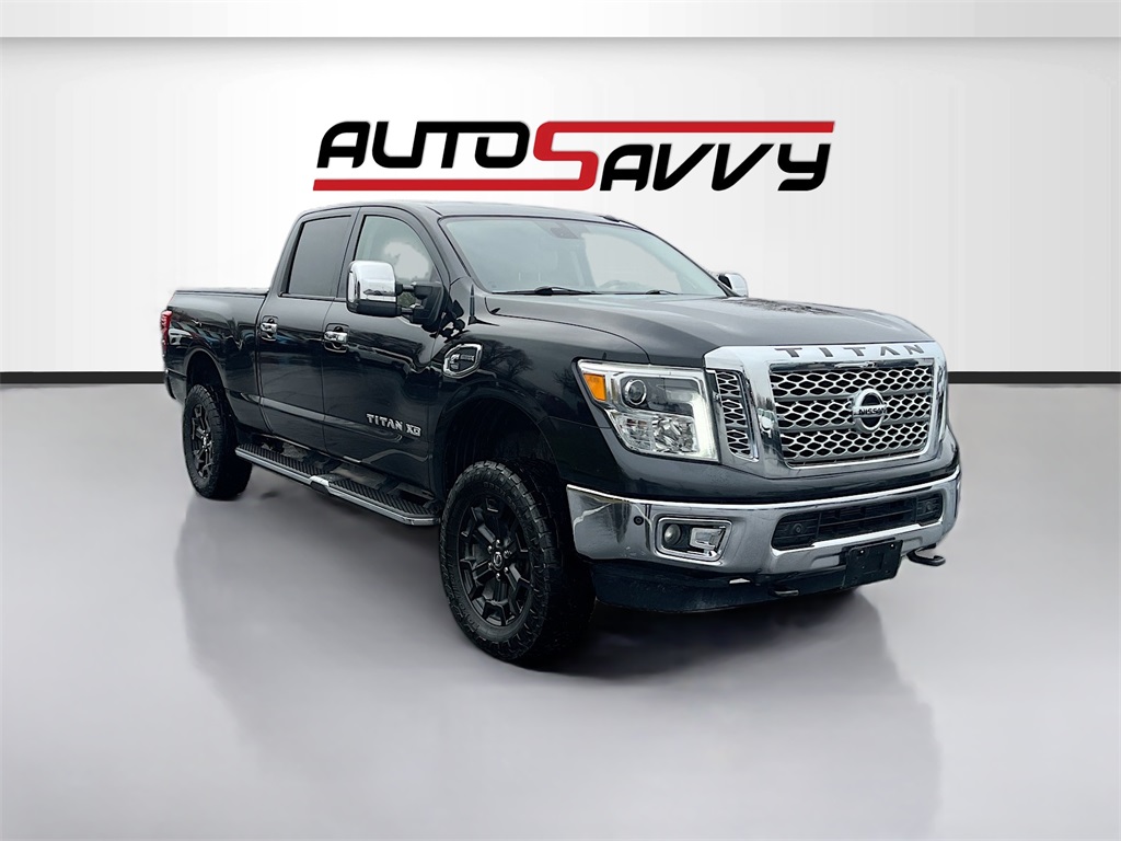 2016 Nissan Titan XD SL's photo