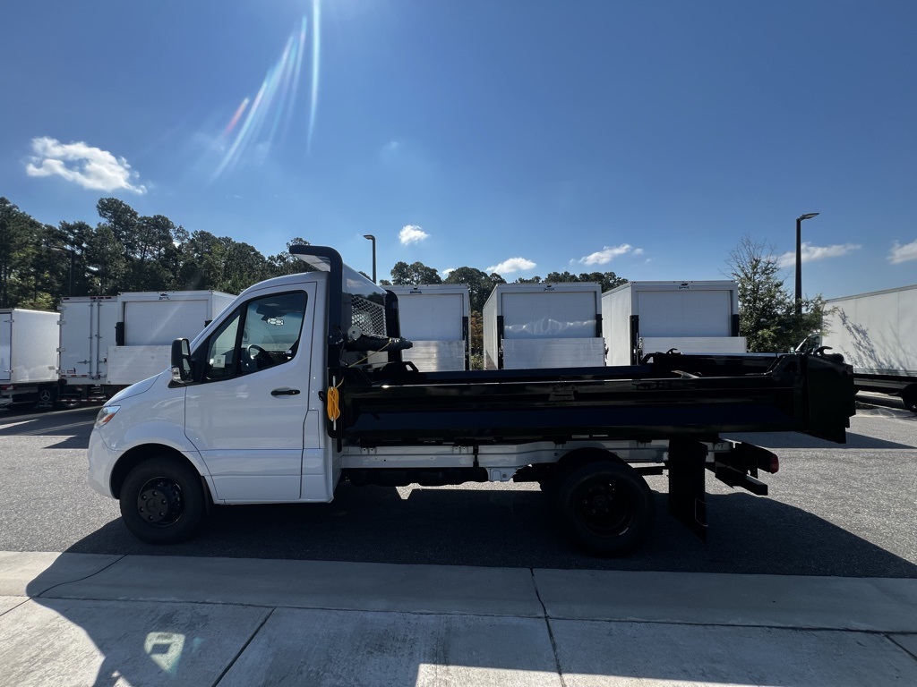 New 2024 Mercedes-Benz Sprinter 4500 Standard Cab Standard Roof DRW RWD Knapheide Dump Truck for sale #MV1444 - photo 10