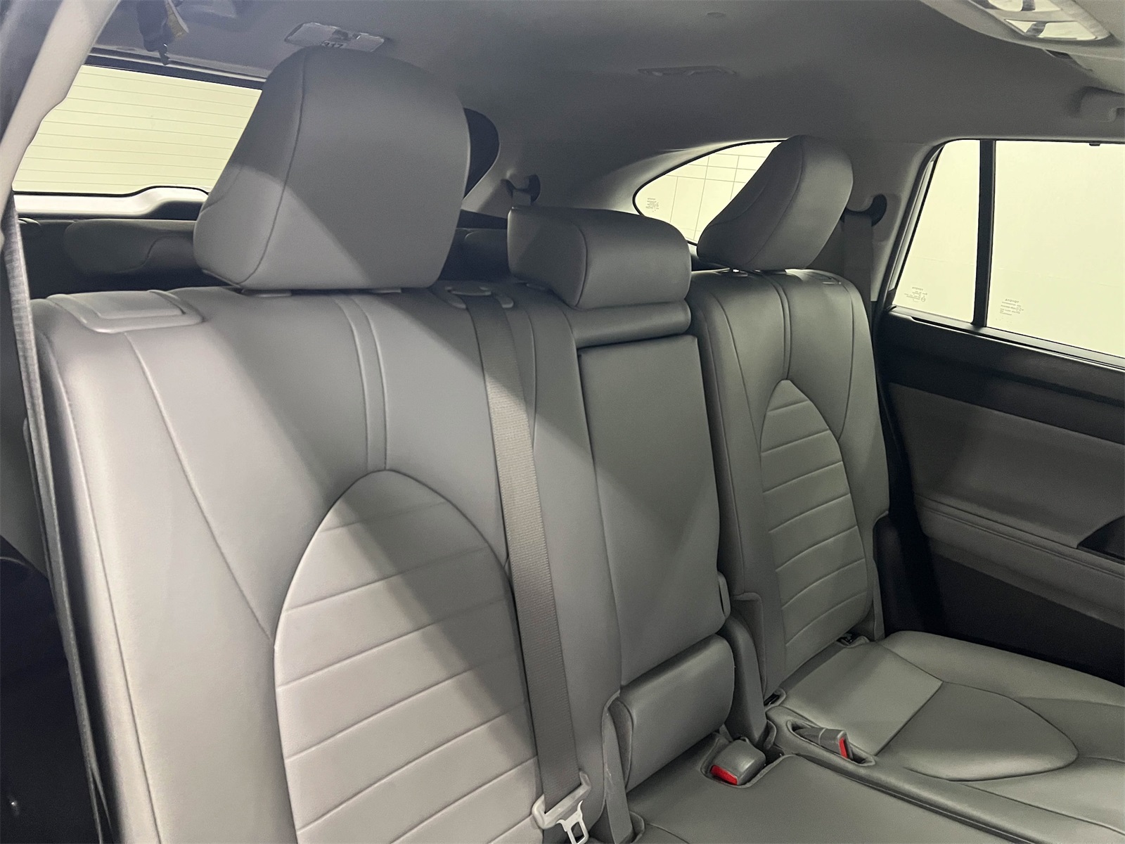 used 2024 Toyota Highlander car, priced at $36,788