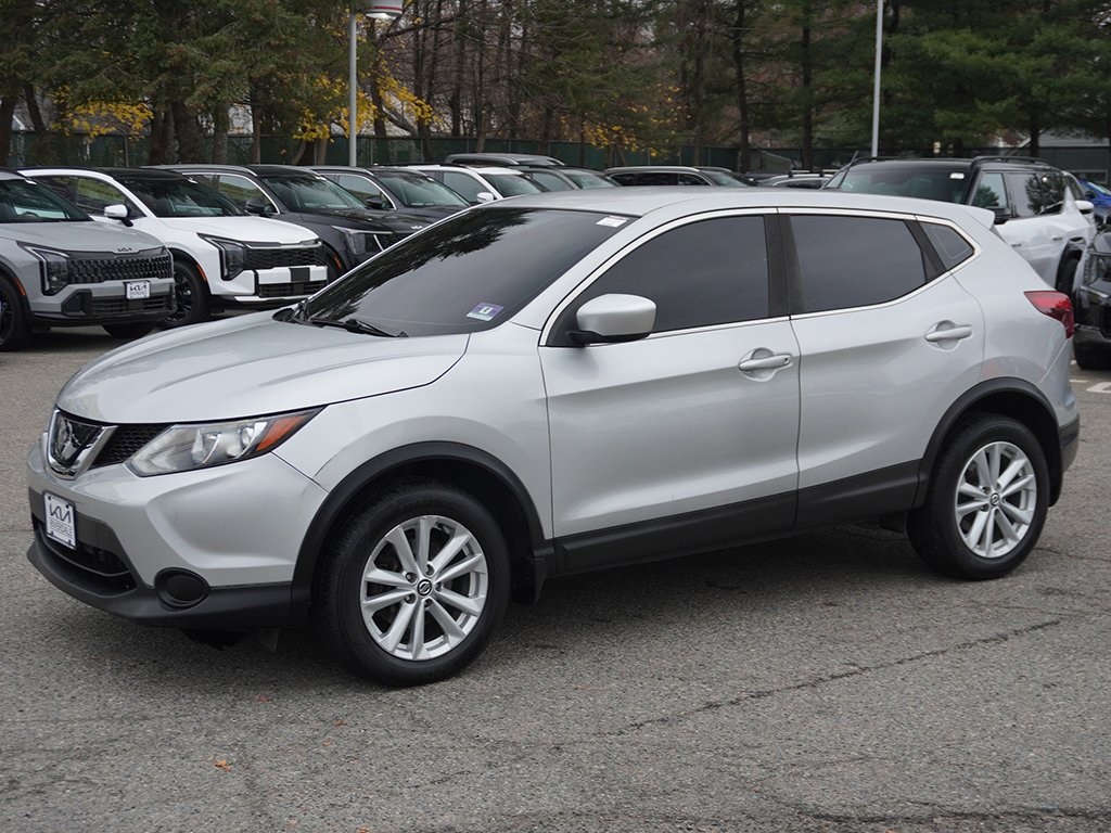 Image of Pre-Owned 2019 Nissan Rogue Sport S