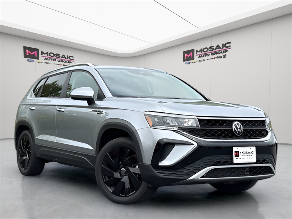 Used 2024 Volkswagen Taos 1.5T SE SUVs