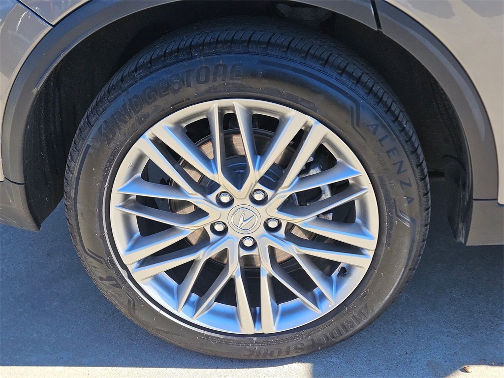 2023 Acura MDX SH-AWD Advance photo 10
