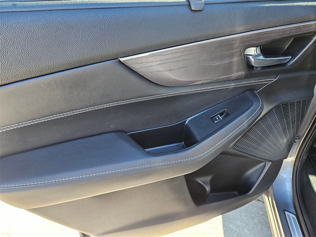 2023 Acura MDX SH-AWD Advance photo 13
