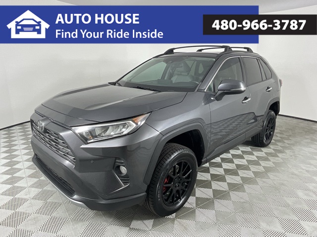 2015 Toyota RAV4 LE photo 8